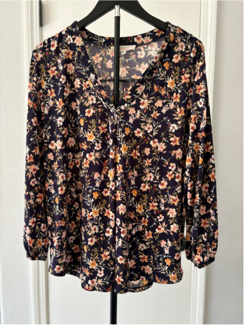 Vince Camuto Navy Floral V-Neck Long Sleeve Blouse Top Large